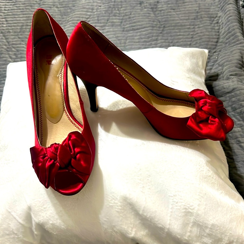 Satin party shoes.